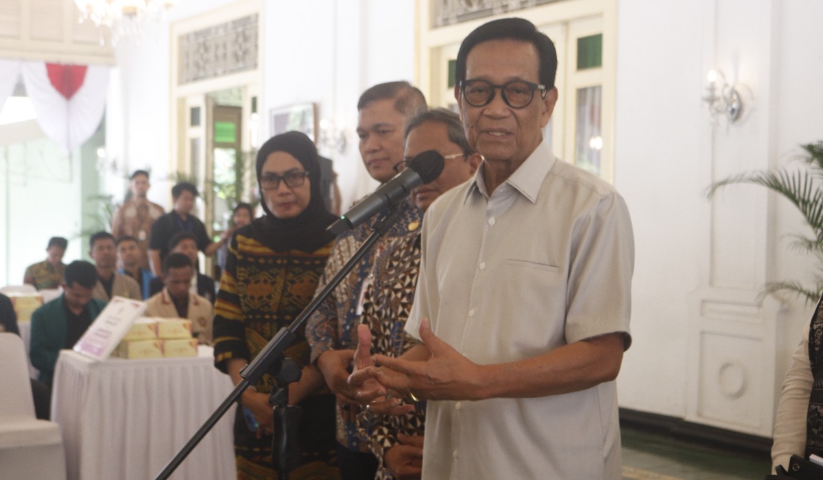 Pemda DIY Gempa NTT 03.jpg