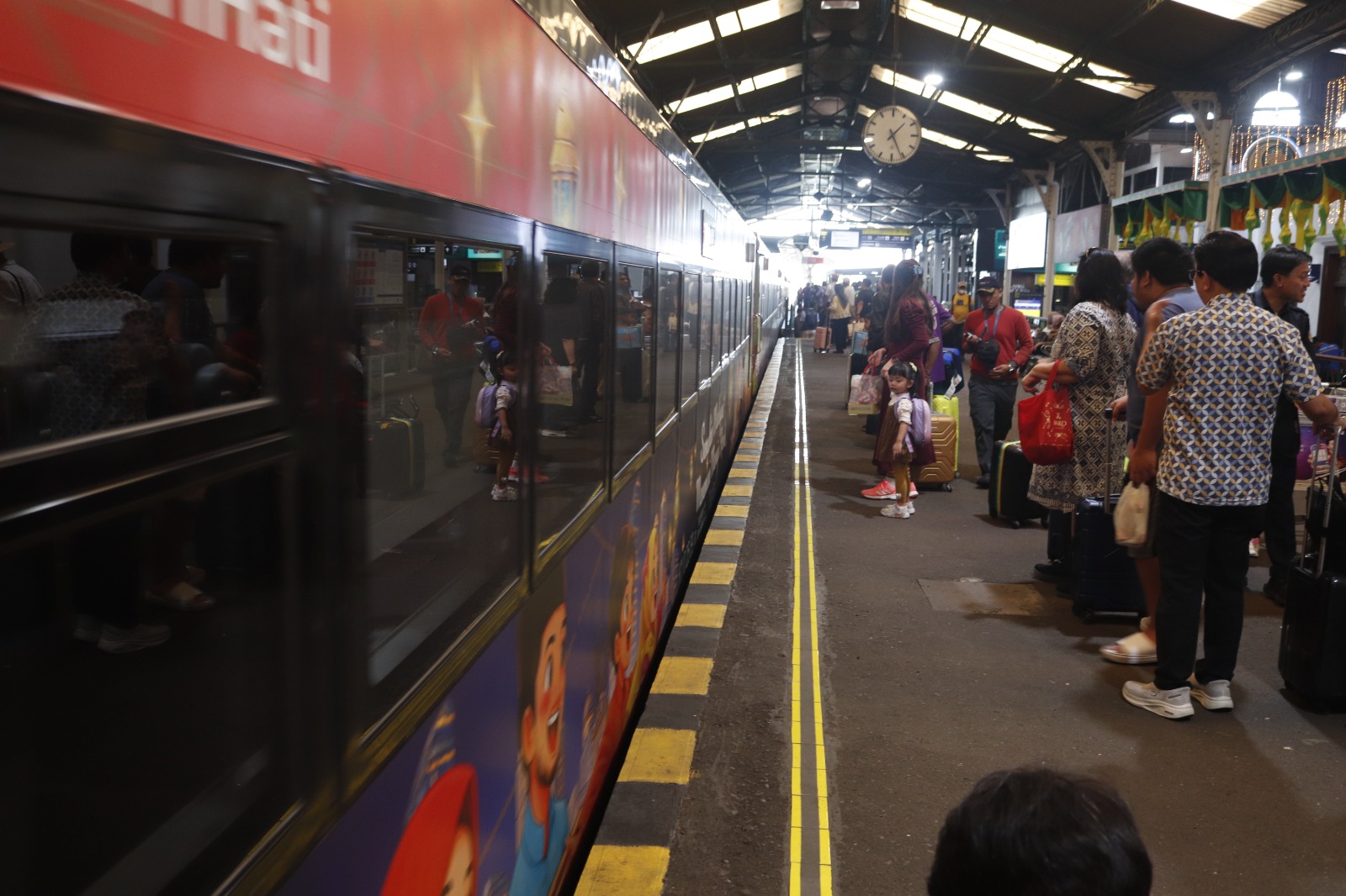 Evakuasi KA Bangunkarta yang anjlok di Bumiayu rampung. Jalur kembali normal pada Selasa (7/4/2026), dan perjalanan kereta dari Daop 6 Yogyakarta berangsur tepat waktu. (dok. jogjabanget.id)
