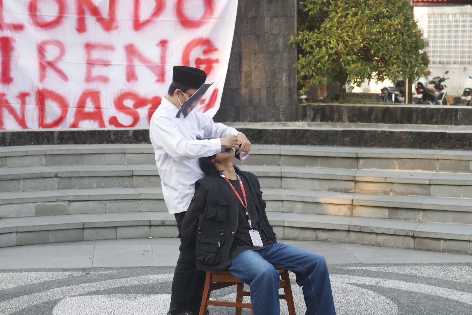 londo ireng prabowo UGM.JPG